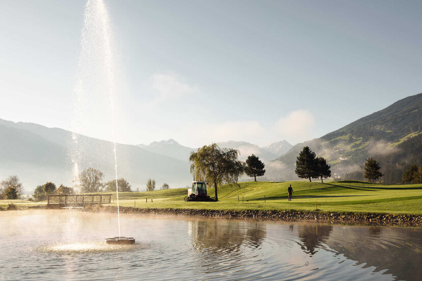 golf course-ecar-cam-autumn-4-Golfclub Zillertal