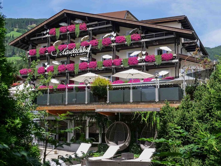 Partnerhotels-Haidachhof-Aussenansicht-Golfclub Zillertal