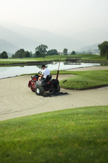 Golf-Greenkeeper-Team-525-Golfclub Zillertal-Uderns