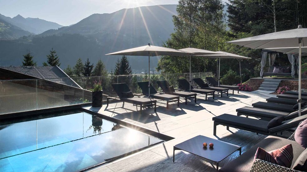 Partnerhotels-DasKaltenbach-Pool-Golfclub Zillertal