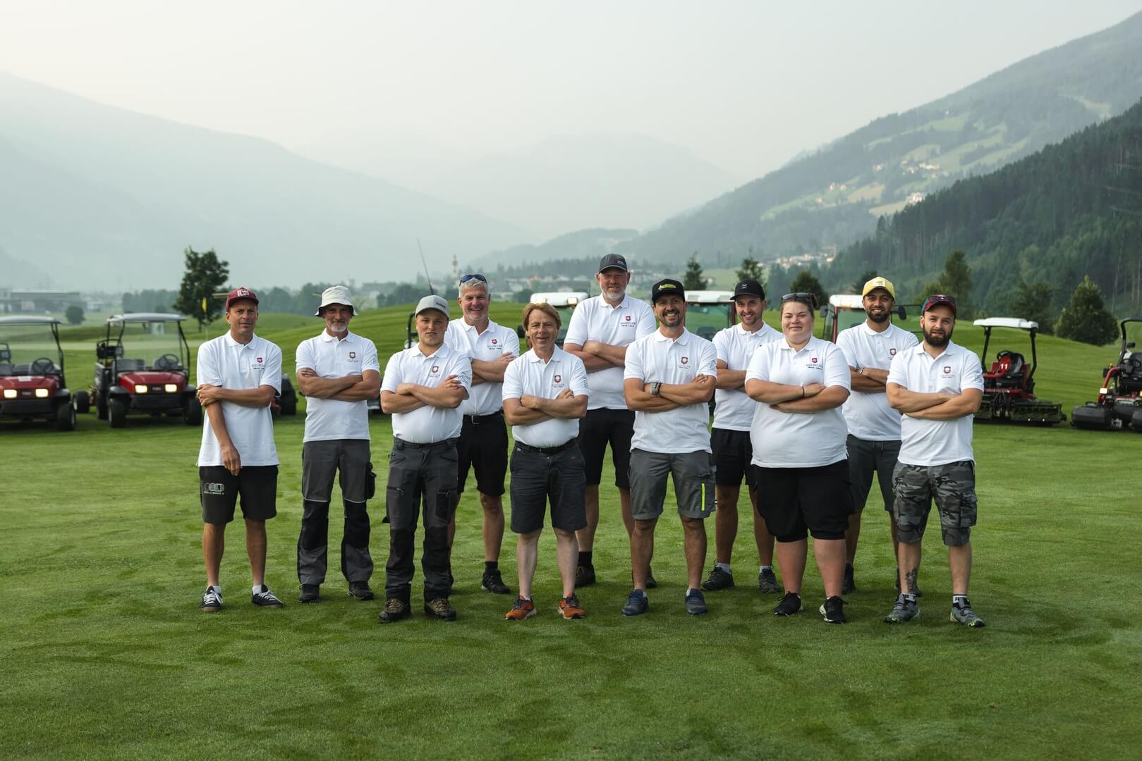 Golf-Greenkeeper-Team-20-Golfclub Zillertal-Uderns